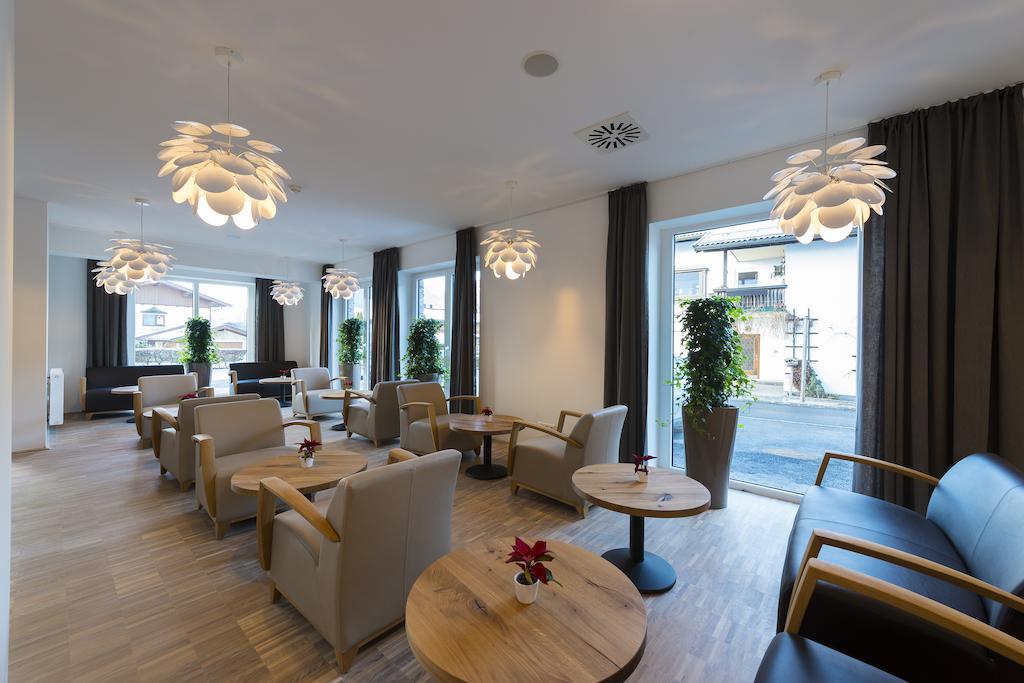 Appartementhotel Sonnenhof Кёссен Экстерьер фото